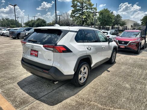 Used 2023 Toyota RAV4 XLE FWD image 11
