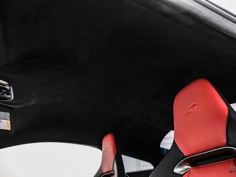Used 2024 McLaren Artura RWD image 45