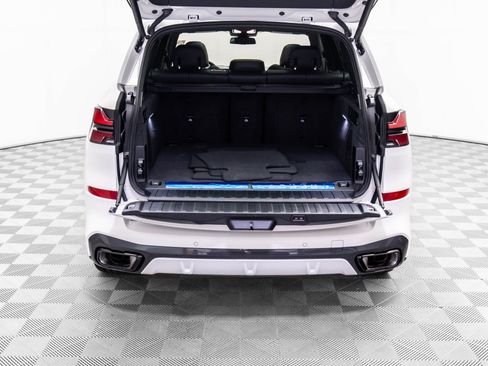 New 2026 BMW X5 xDrive50e w/ M Sport Package image 33