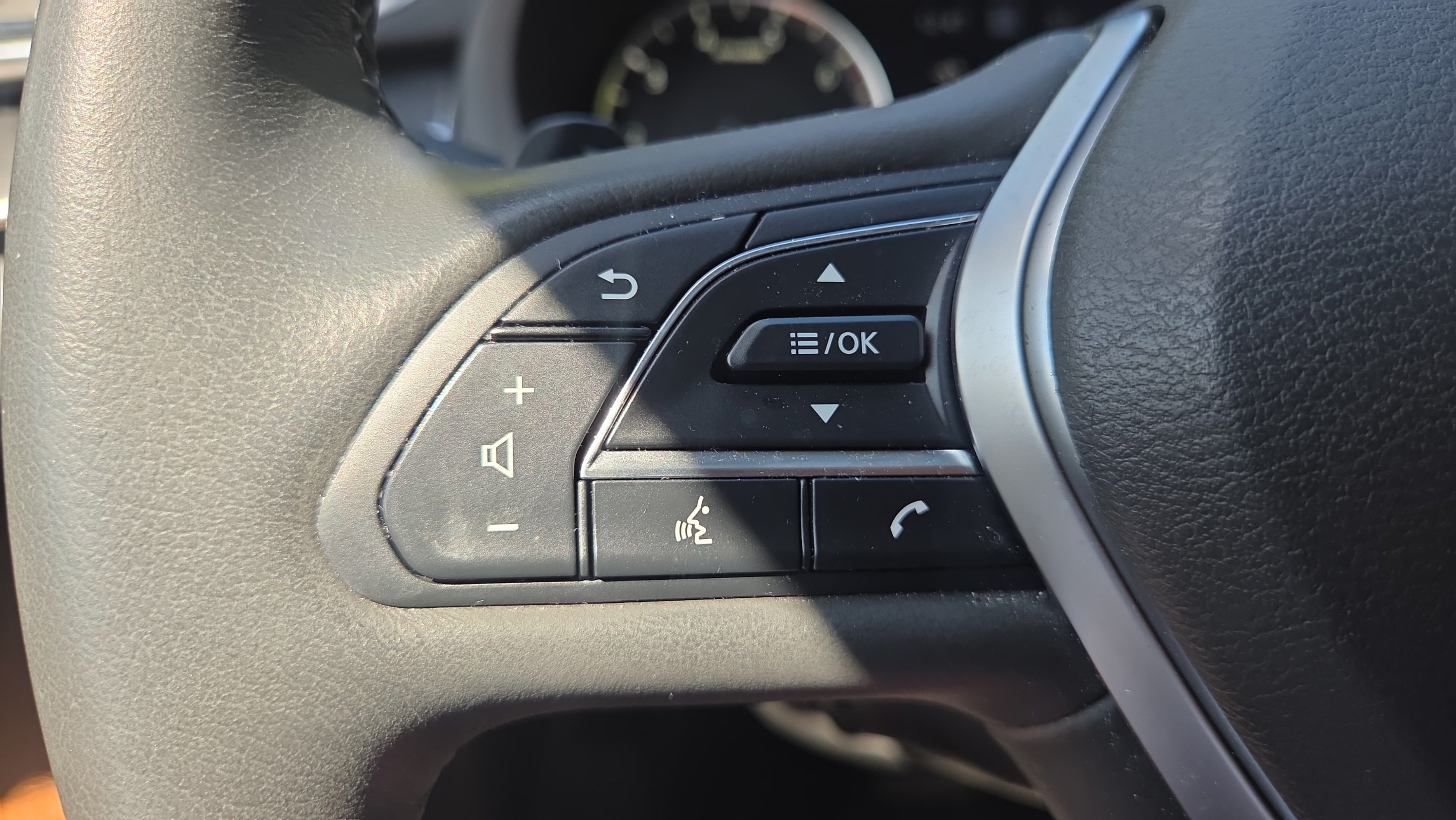 Used 2023 INFINITI QX55 Sensory w/ Lighting Package AWD/4WD image 21