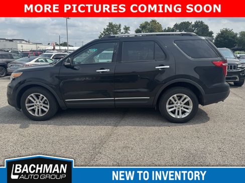 Used 2014 Ford Explorer XLT w/ Equipment Group 201A AWD/4WD image 5