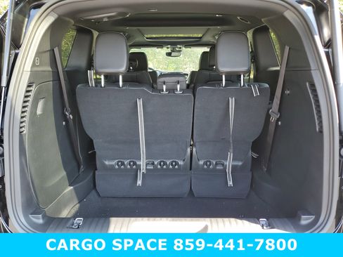 New 2026 Chrysler Pacifica Select image 10