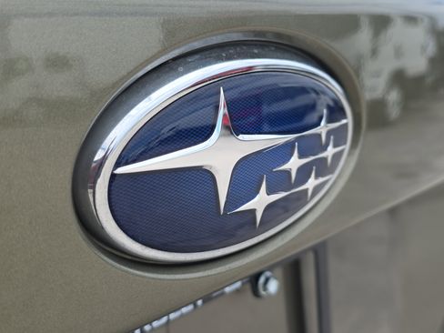 Used 2023 Subaru Outback Premium AWD/4WD image 9