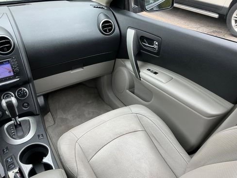 Used 2012 Nissan Rogue SL AWD/4WD image 17