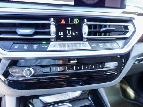 Used 2022 BMW X3 xDrive30i w/ Premium Package w/ZPA image 18