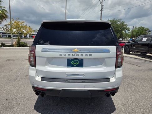 Used 2022 Chevrolet Suburban High Country AWD/4WD image 14