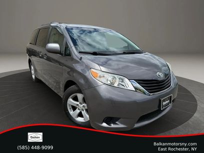 Used 2011 Toyota Sienna LE