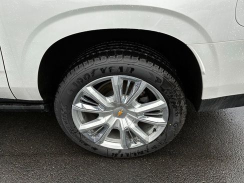 Used 2021 Chevrolet Suburban High Country image 19