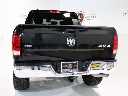Used 2022 RAM 1500 Classic SLT image 24