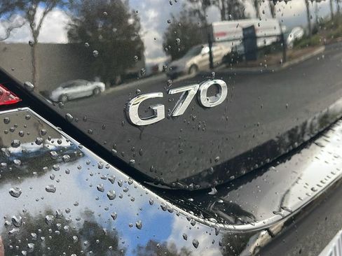 Used 2025 Genesis G70 2.5T image 28