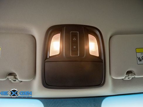 Used 2019 Kia Sorento AWD image 21