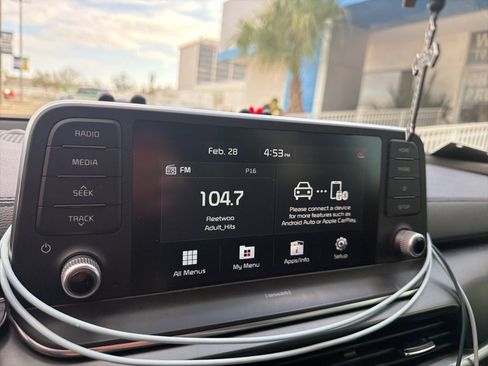 Used 2021 Kia Telluride LX image 18