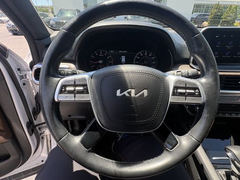 Used 2022 Kia Telluride SX w/ SX Prestige Package AWD/4WD image 19