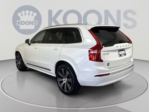 Used 2023 Volvo XC90 T8 Ultimate AWD/4WD image 4