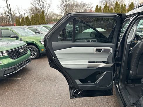 Certified 2023 Ford Explorer XLT w/ Equipment Group 202A image 17