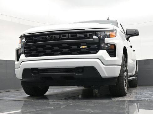 Used 2025 Chevrolet Silverado 1500 Custom image 27