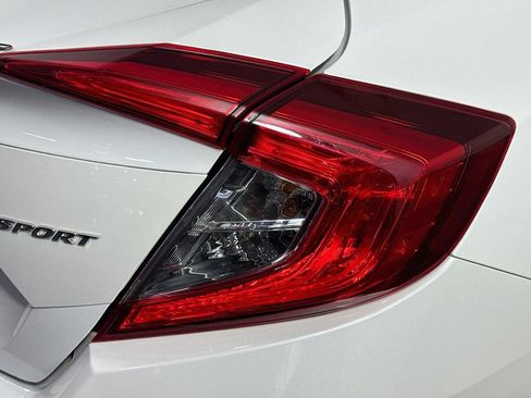 Used 2020 Honda Civic Sport image 30