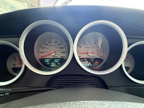 Used 2006 Dodge Charger SRT8 w/ SRT Option Group III RWD image 22