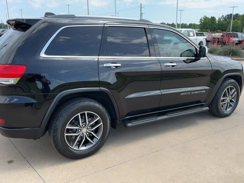 Used 2018 Jeep Grand Cherokee Limited RWD image 9