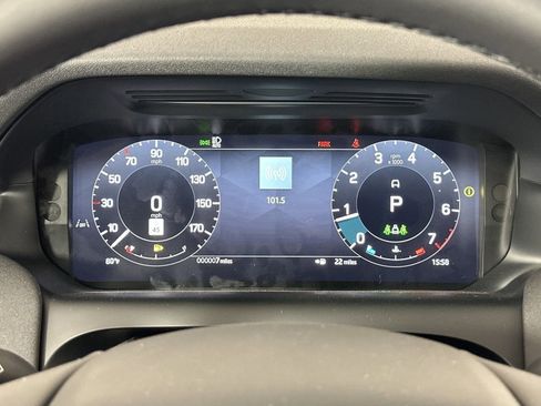 Certified 2025 Land Rover Discovery Sport S image 17