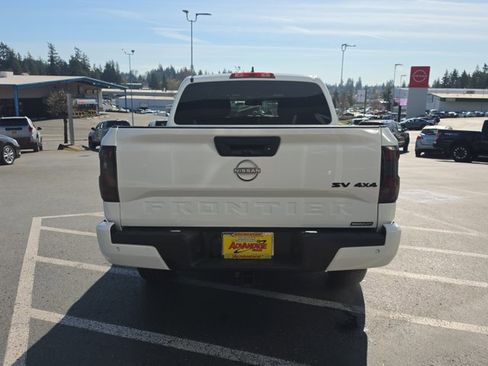 Certified 2023 Nissan Frontier SV w/ Midnight Edition Package AWD/4WD image 4