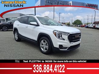 Used 2023 GMC Terrain SLE w/ Driver Convenience Package image 1