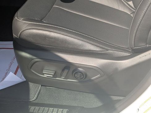 New 2026 Jeep Grand Cherokee L Limited AWD/4WD image 16