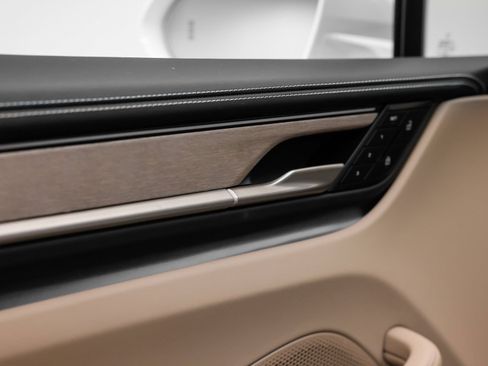 New 2025 Porsche Macan Turbo Electric image 27