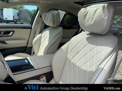 Certified 2024 Mercedes-Benz S 580 4MATIC Sedan image 18