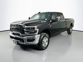 New 2026 RAM 2500 Tradesman AWD/4WD video 3