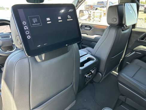 New 2026 GMC Yukon Denali w/ Advanced Technology Package RWD image 35