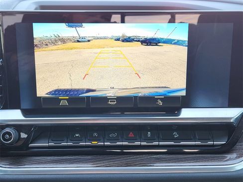 Certified 2025 Chevrolet Silverado 1500 LT Trail Boss w/ Convenience Package II image 19