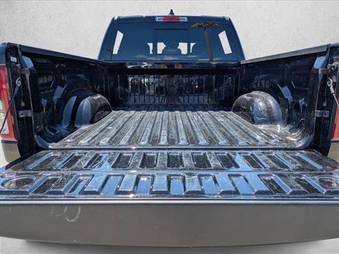 Used 2021 RAM 1500 Big Horn AWD/4WD image 6