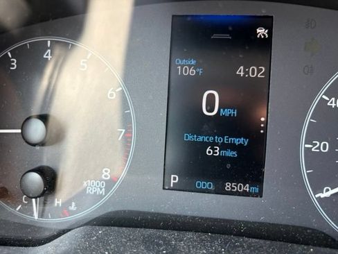 Used 2024 Toyota Corolla LE FWD image 11