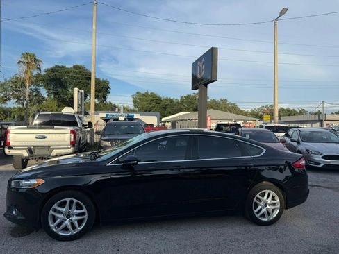 Used 2016 Ford Fusion SE w/ Equipment Group 202A FWD image 4