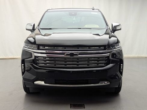 Used 2023 Chevrolet Tahoe Premier w/ Premium Package 2 AWD/4WD image 2