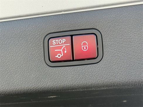 Used 2022 Mercedes-Benz EQS 450+ Sedan image 33