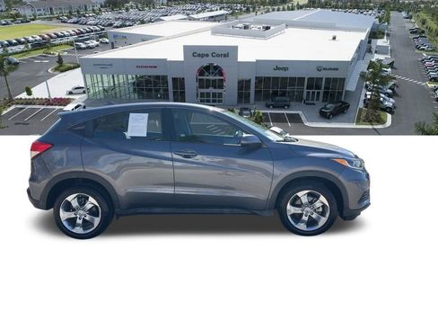 Used 2019 Honda HR-V LX image 9