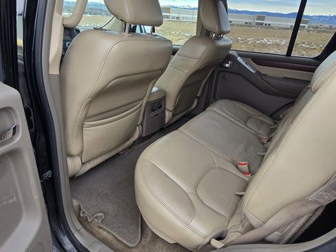 Used 2010 Nissan Pathfinder LE image 15