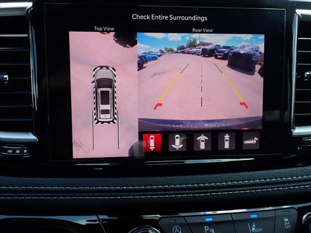 New 2027 Chrysler Pacifica Select w/ Family Tech Group AWD/4WD image 20