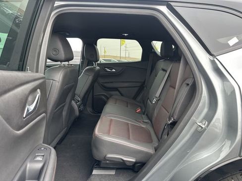 Used 2024 Chevrolet Blazer RS w/ Enhanced Convenience Package FWD image 23