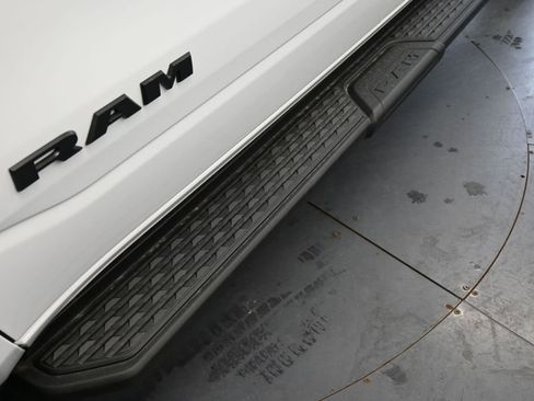 New 2026 RAM 1500 Express AWD/4WD image 10