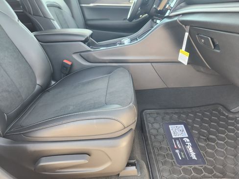 New 2026 Jeep Grand Cherokee Altitude RWD image 11