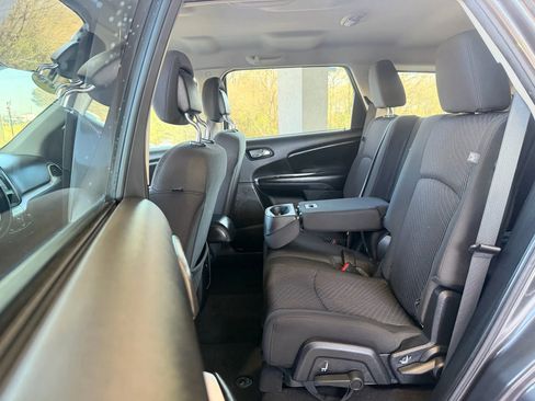 Used 2018 Dodge Journey SE w/ Connectivity Group image 20