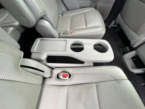 Used 2015 Toyota Highlander Limited AWD/4WD image 31