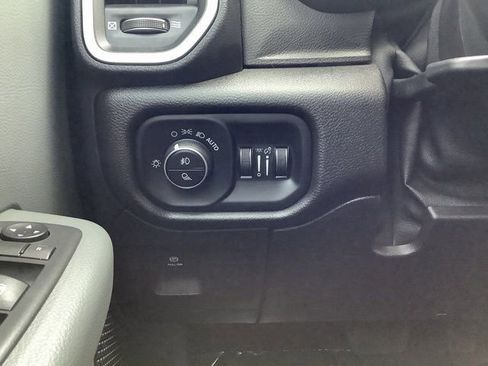 Used 2019 RAM 1500 Big Horn image 15