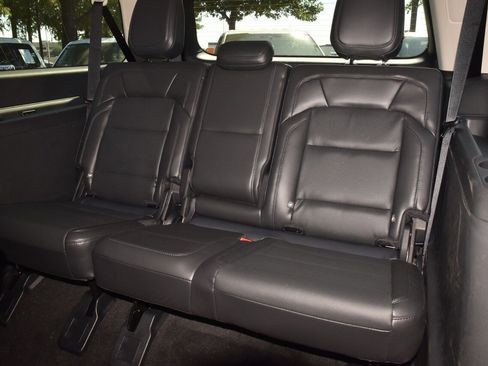 New 2025 Lincoln Navigator L Reserve image 15