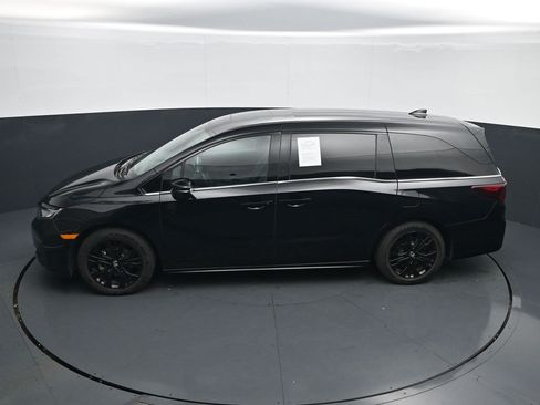 Used 2025 Honda Odyssey Sport-L image 16