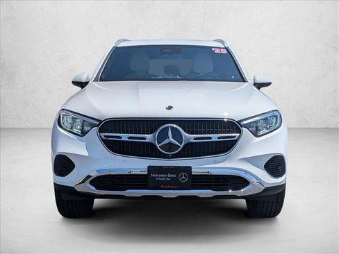 Certified 2025 Mercedes-Benz GLC 350e 4MATIC image 3