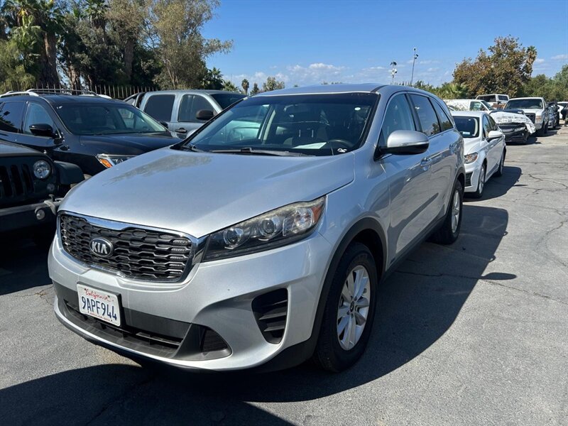 Used 2019 Kia Sorento AWD V6 image 8